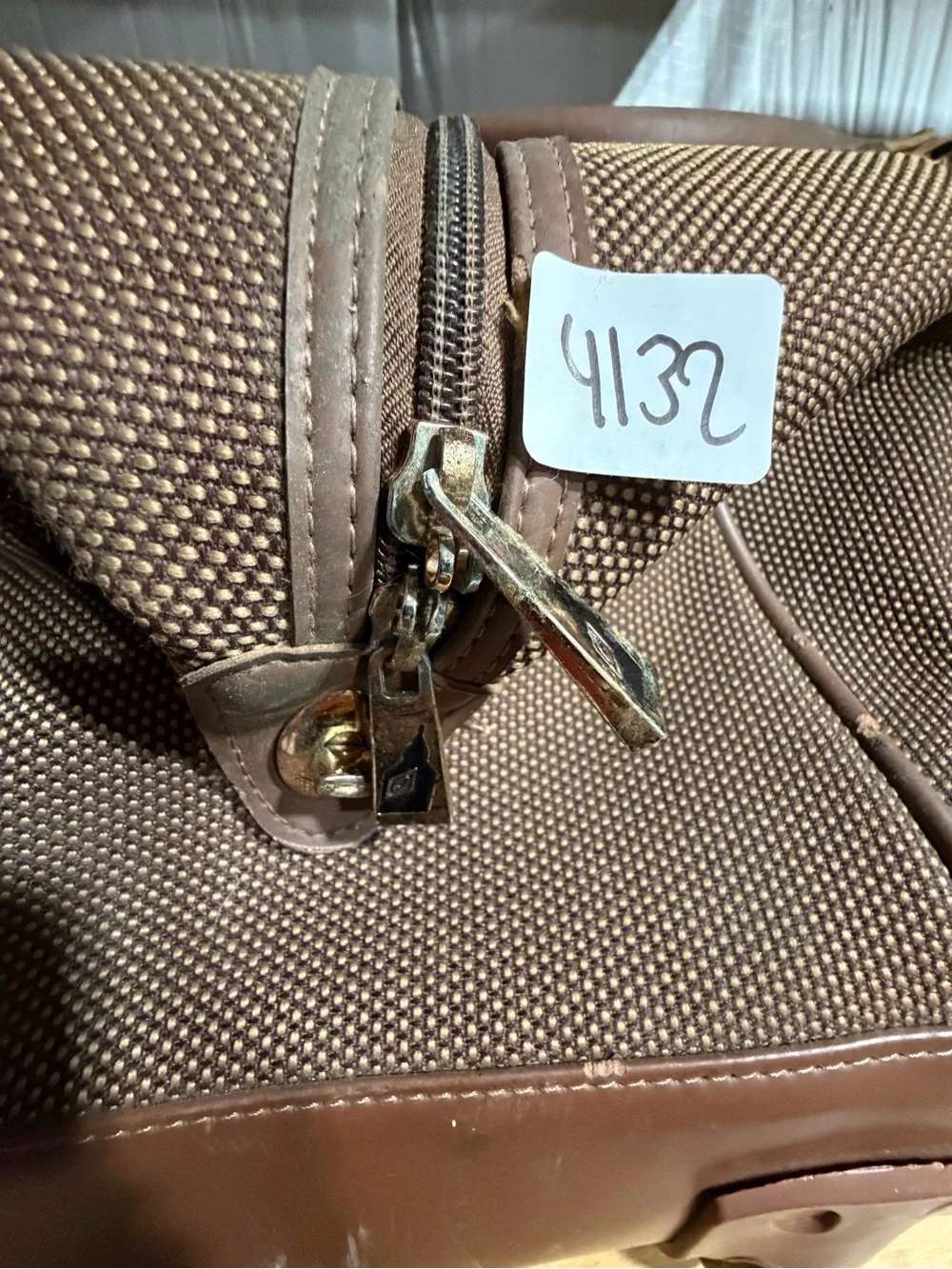 #4132-London Fog Brown Textured Tote with Leather Trim